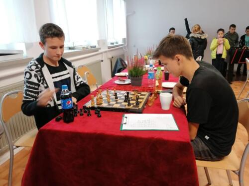 III Turniej Parafialny szachy warcaby 015