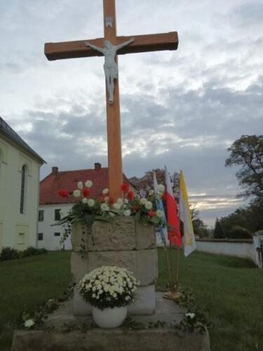 Poswiecenie figur i krzyza 016