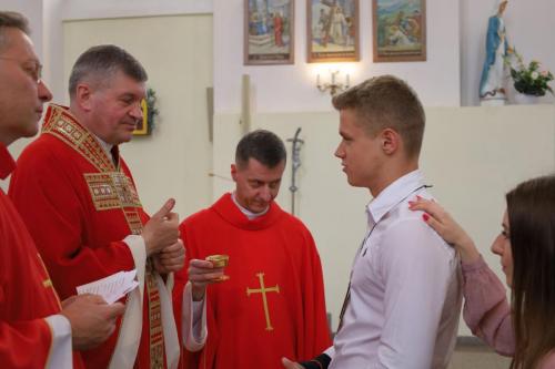 Bierzmowanie 2022 parafiaruja070